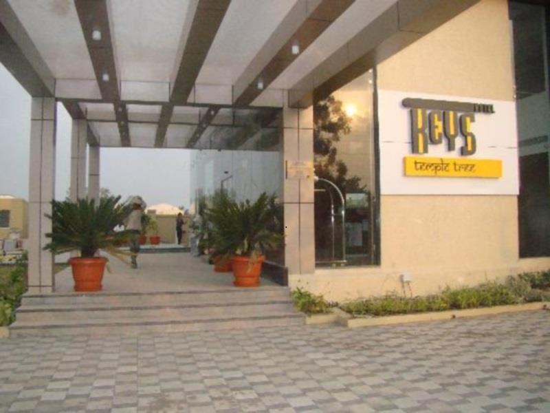 Temple Tree Hotel Shirdi Exterior foto